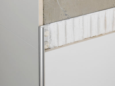 Perfil Redondeado de Aluminio Para Proteger Esquinas De Revestimientos 10mm x 2,5ml Natural- Emac Novocanto Aluminio