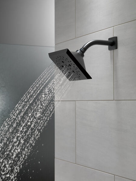 Ducha Fija Cuadrada 14.8X14.8cm Negro Mate - Delta H2OKinetic Raincan 5 Funciones